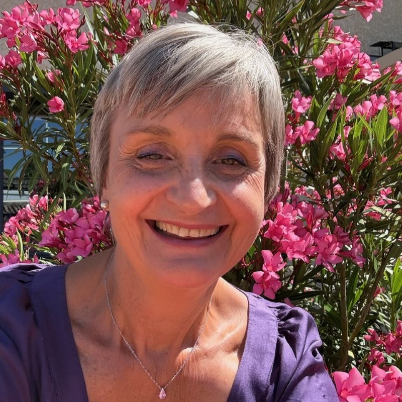 Portrait de Sylvaine RONGA-PEZERET, présidente de l'association RéSCI